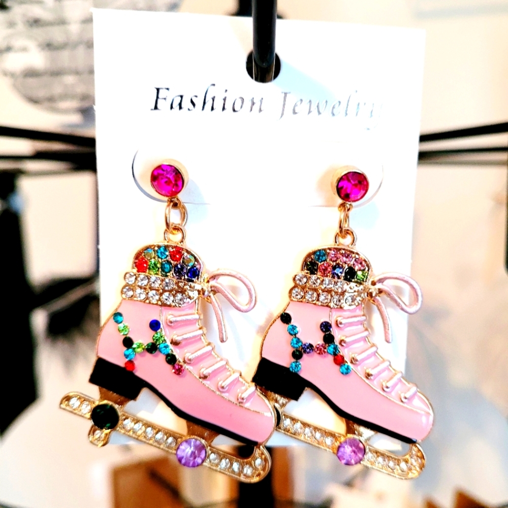 🌺Pink Ice Skate Earings With Rhinestone Embellishments